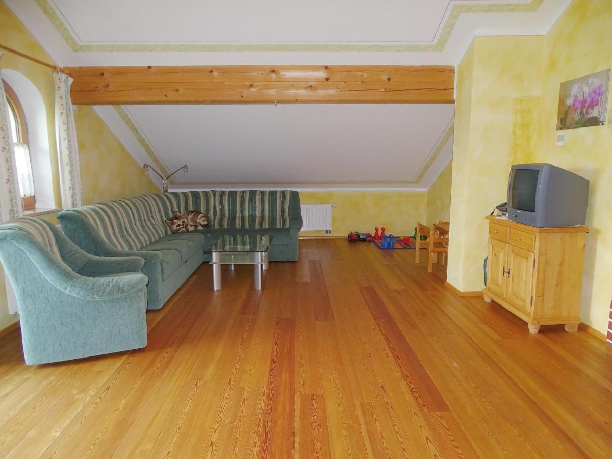 Farm stay Sunnhof Oberhofen am Irrsee